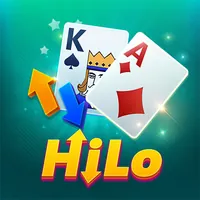 Hai chú gà đang chiến đấu trên sàn đấu đá gà trực tiếp của mu88 bet.